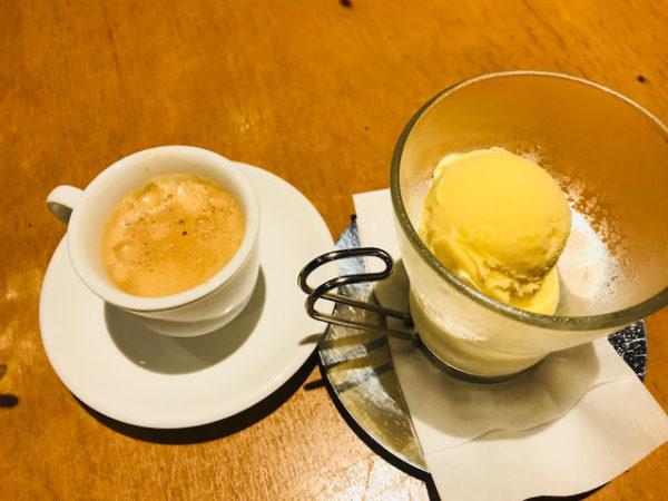 イタリアンテラス アルボル｜カフェ・アフォガード（540円）